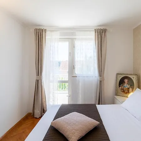 Gradina 01 * Vela Luka