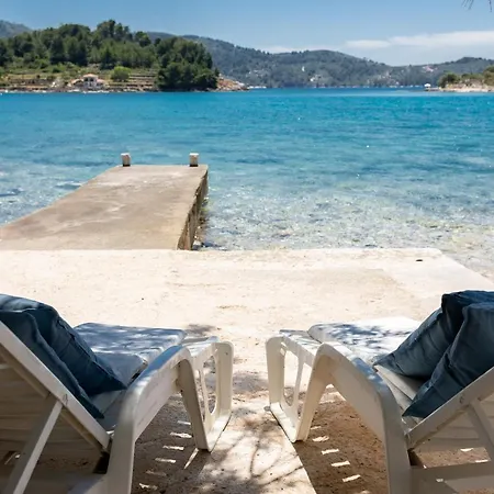 Gradina 01 فيلا لوكا