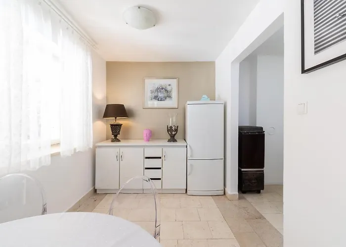 Villa Gradina 01 Vela Luka